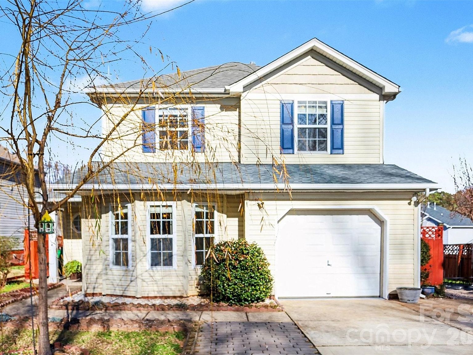 3755 Brookchase Ln Charlotte, NC 28205 - Thumbnail 2