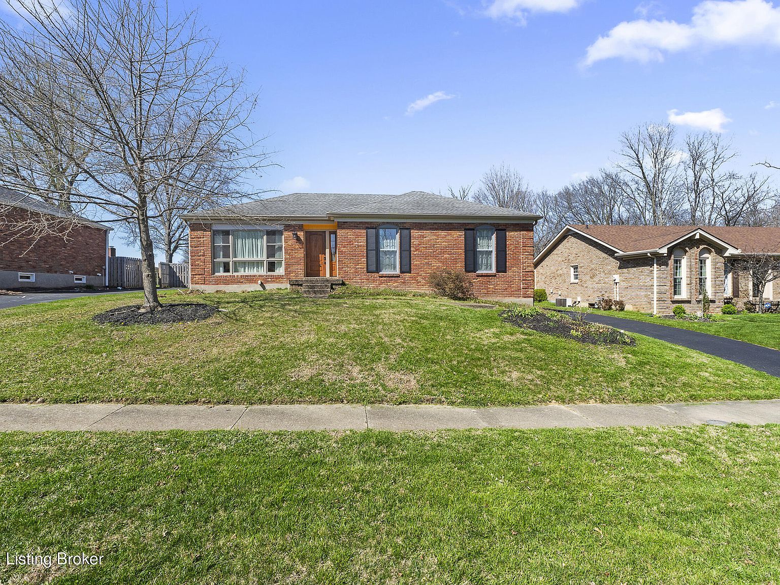 3712 Bigelow Dr Jeffersontown, KY 40299 - Thumbnail 2