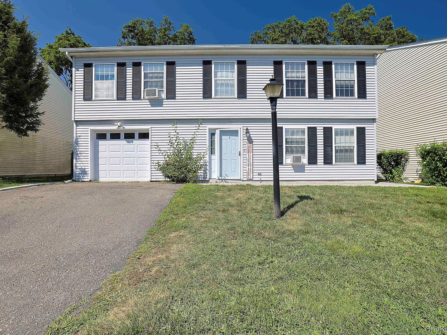 5 Wood St Poughkeepsie, NY 12603 - Thumbnail 2