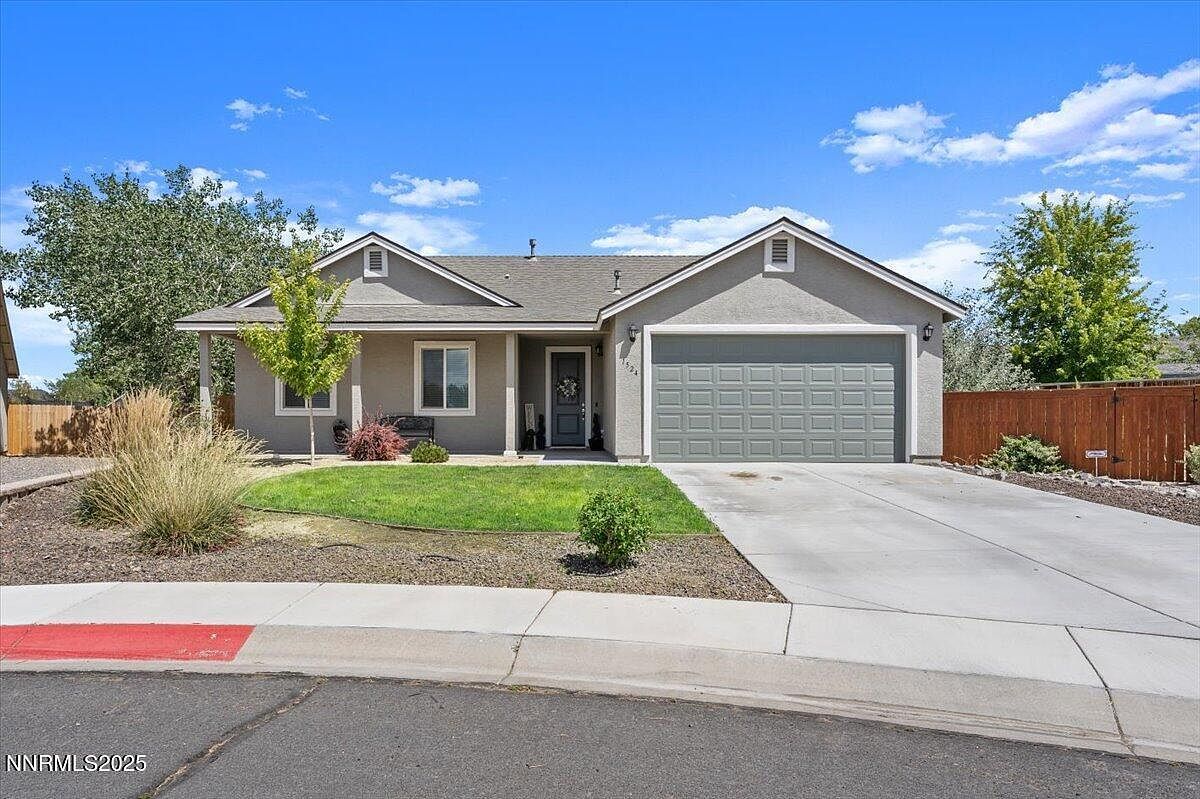 1524 Golf Ct Fernley, NV 89408 - Thumbnail 2