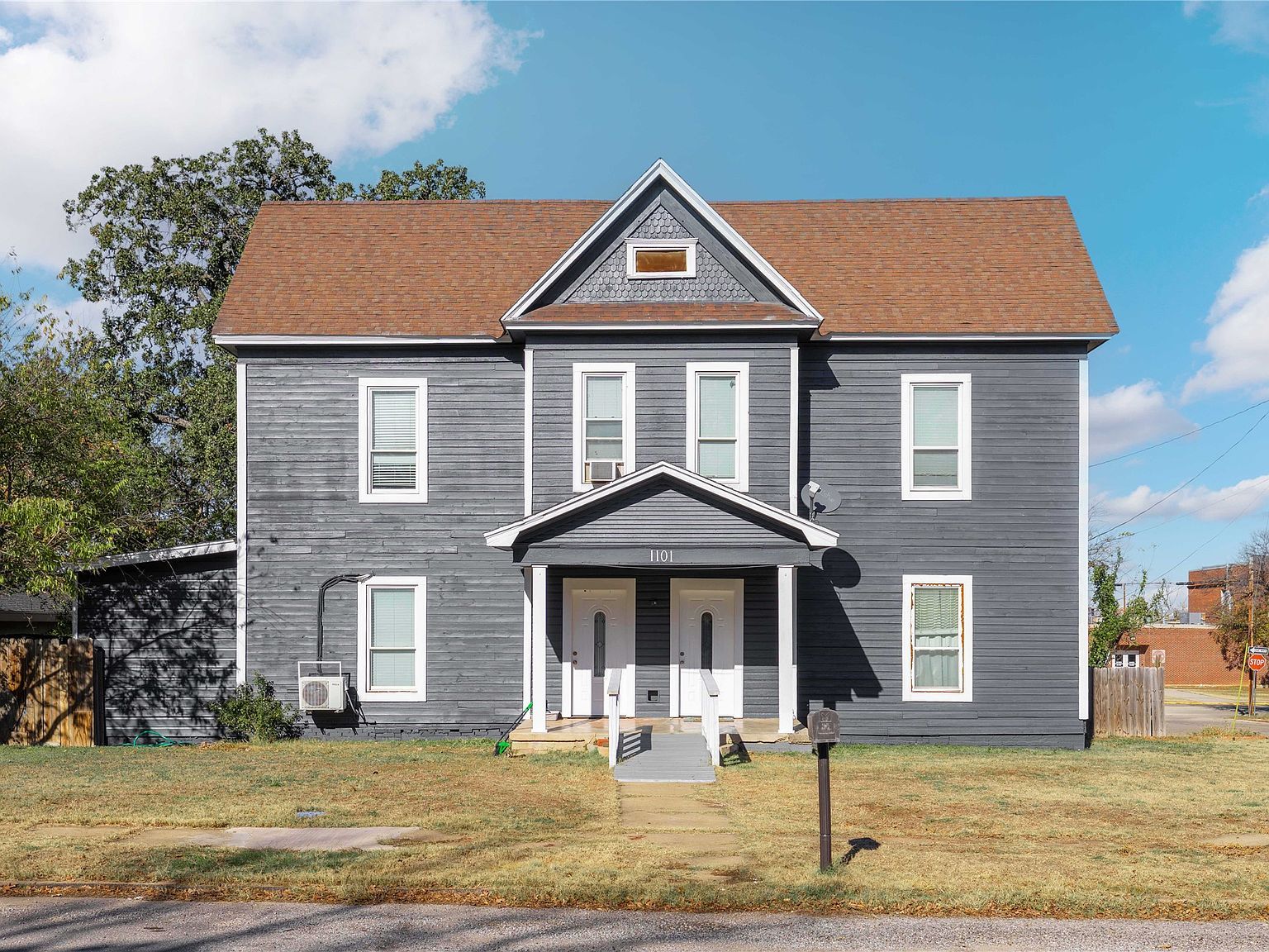 1101 Irma St Brownwood, TX 76801 - Thumbnail 2