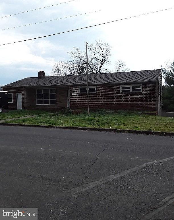 35 Rexford Rd Hummelstown, PA 17036 - Thumbnail 2