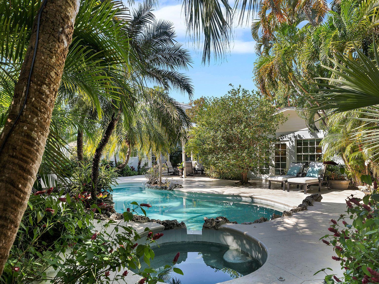 3615 Eagle Ave Key West, FL 33040 - Thumbnail 2