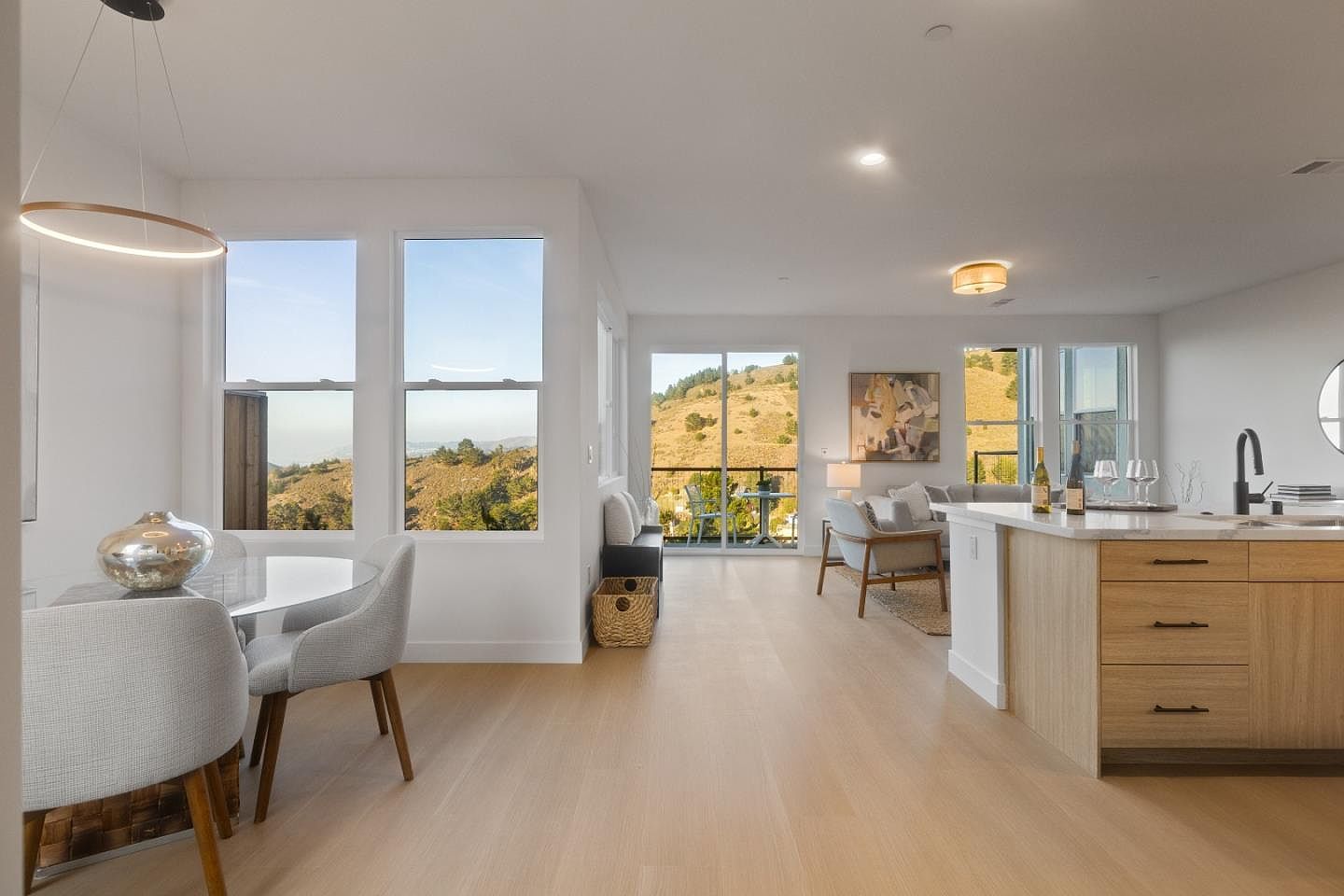 821 Fassler Ave Pacifica, CA 94044 - Thumbnail 2