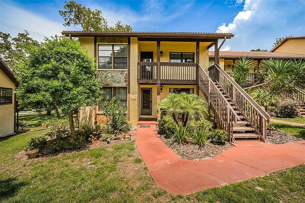 7705 Forest Trl APT 1 Port Richey, FL 34668 - Thumbnail 2