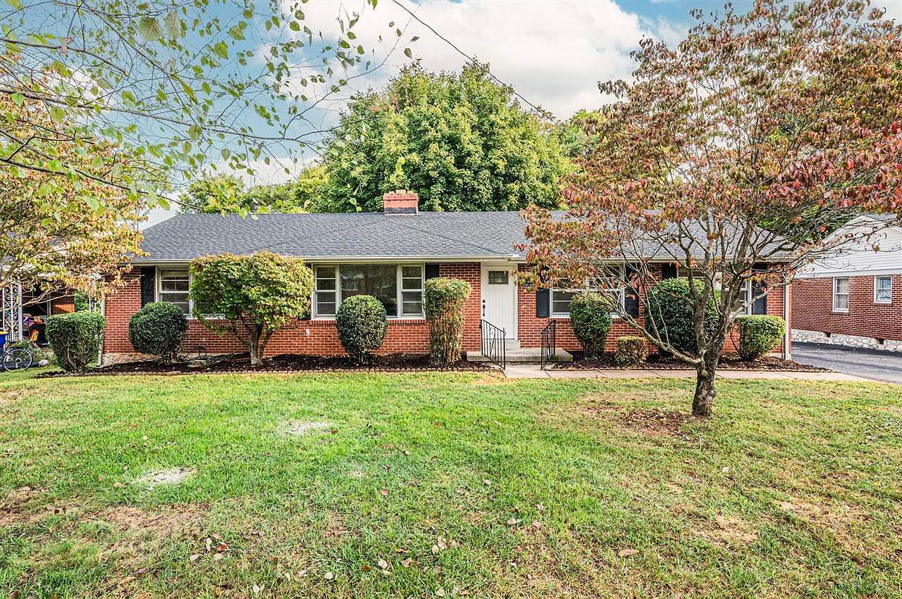 808 Roselawn Way Bowling Green, KY 42104 - Thumbnail 2