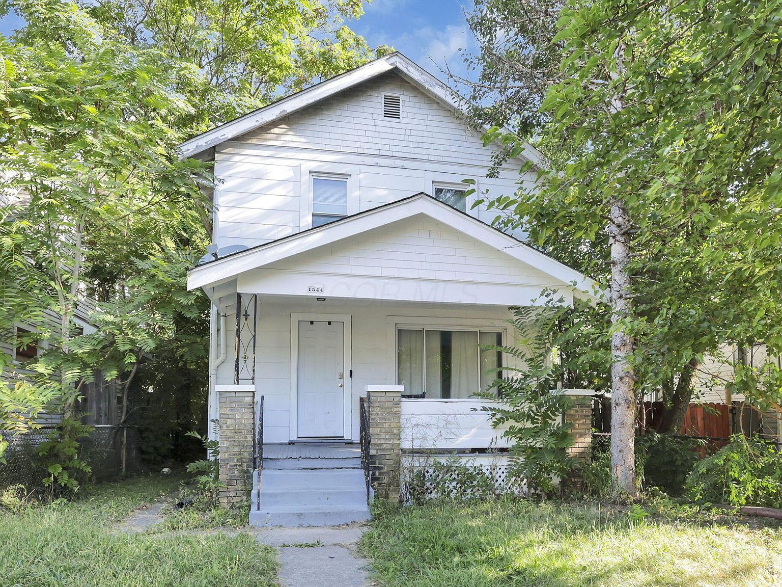 1544 Briarwood Ave Columbus, OH 43211 - Thumbnail 2