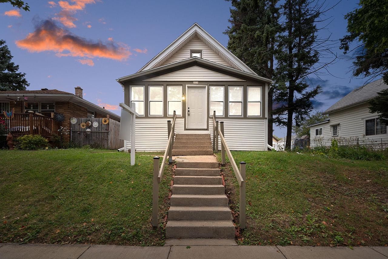 2219 S 59th St Milwaukee, WI 53219 - Thumbnail 2