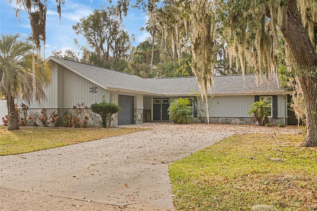 260 SE 16th Ter Crystal River, FL 34429  | Single Family