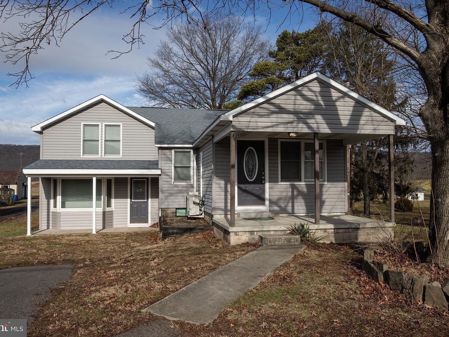 2130 E Main St Valley View, PA 17983 - Thumbnail 2