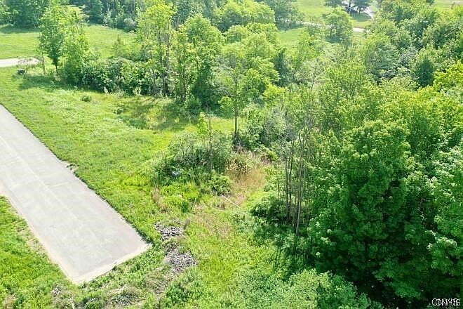 6652 Buckland Dr #26 Marcy, NY 13403 - Thumbnail 2