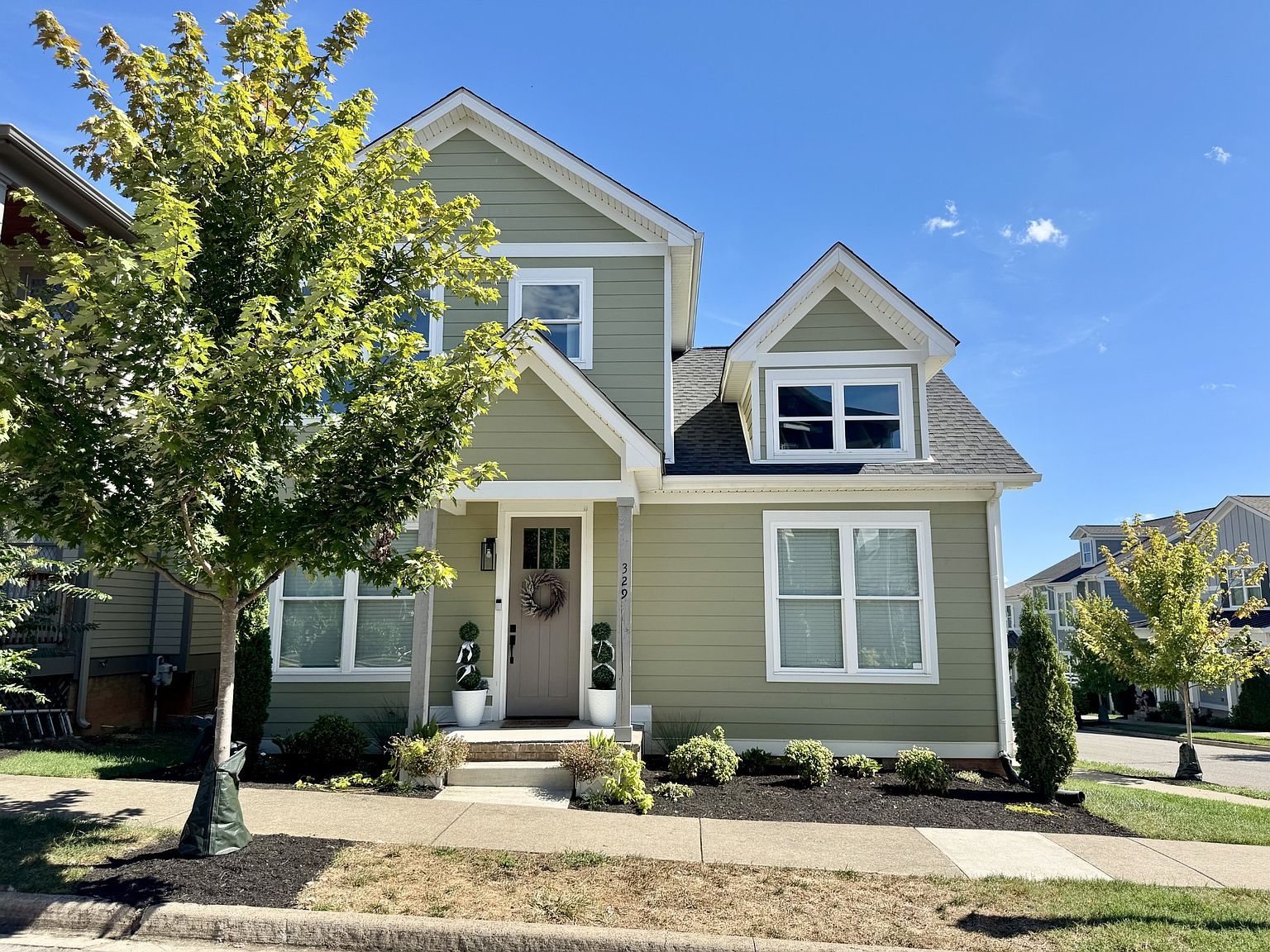 329 Augusta Ave Pleasant View, TN 37146 - Thumbnail 2