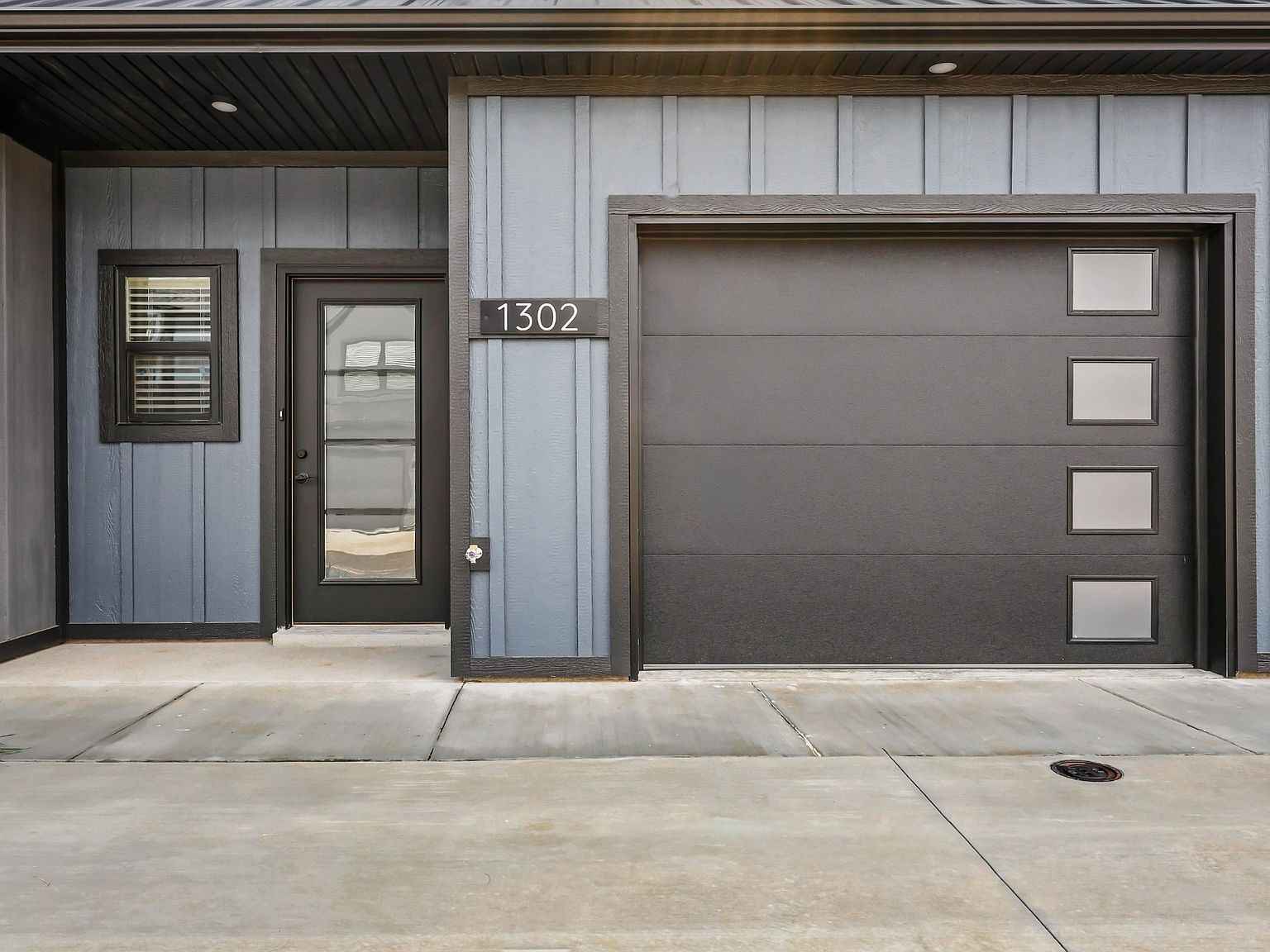 1302 Jonathan Wade Cir Clarksville, TN 37043 - Thumbnail 2