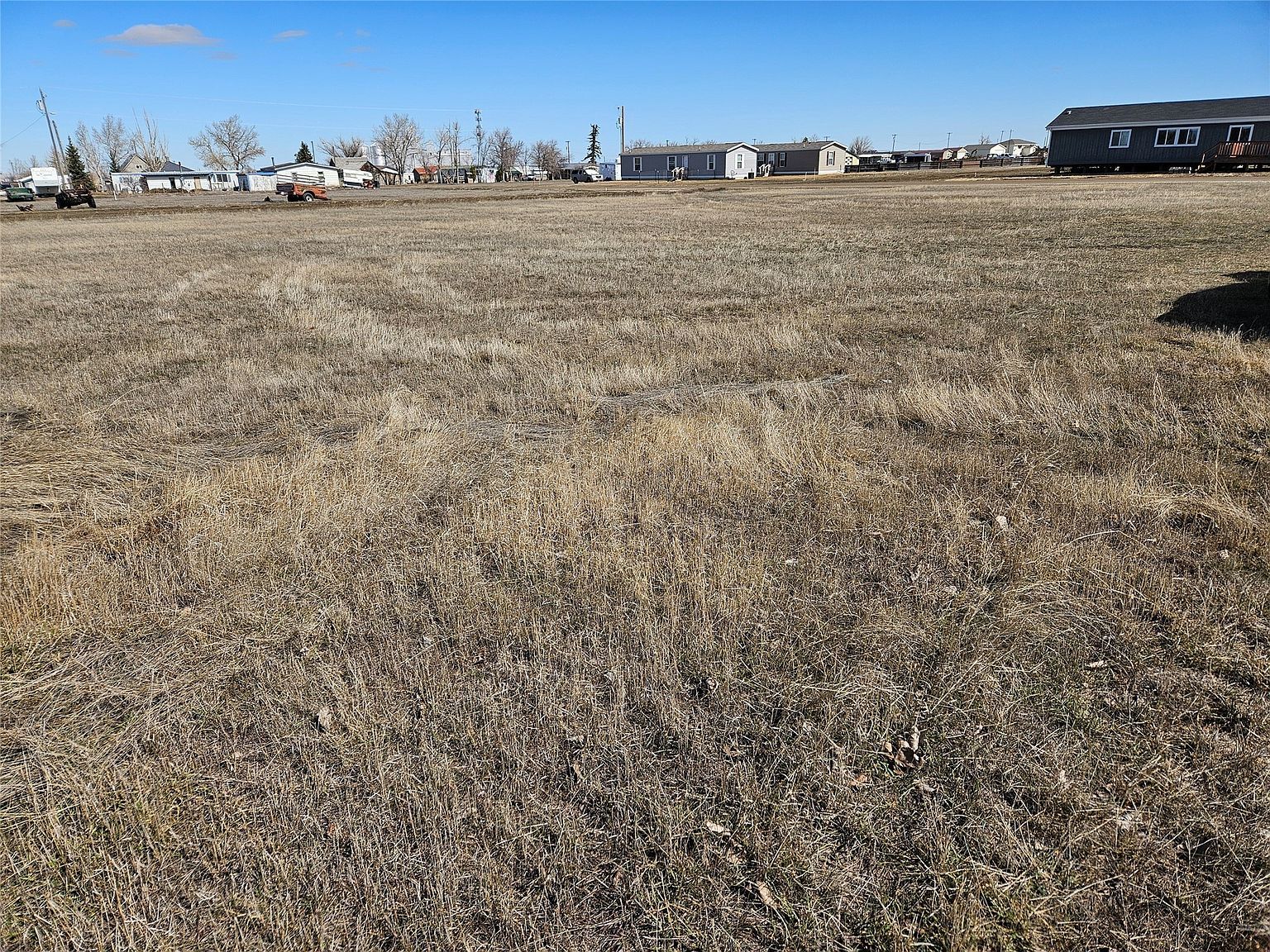 730 Iowa Ave Valier, MT 59486 - Thumbnail 2