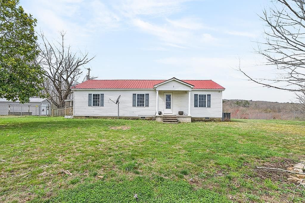 174 Music City Ranch Ln Sparta, TN 38583  | Single Family