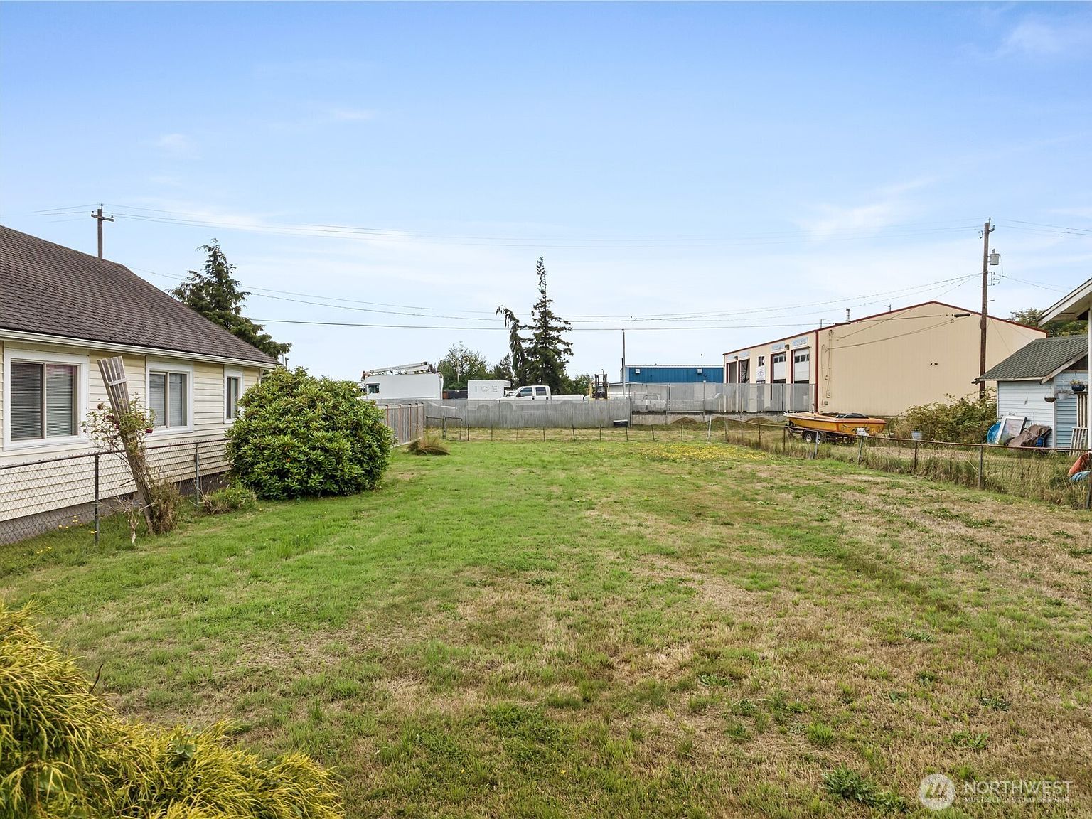 2214 Pacific Ave Hoquiam, WA 98550 - Thumbnail 2