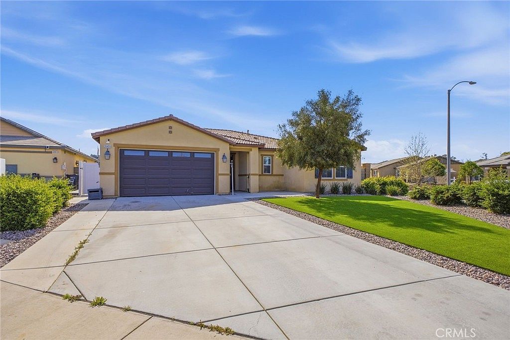 26459 Wreath Ct Menifee, CA 92584 - Thumbnail 2