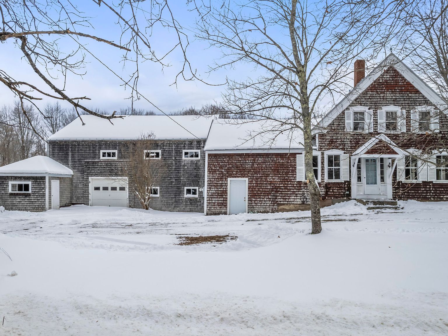 904 & 908 Lakeview Dr South China, ME 04358 - Thumbnail 2