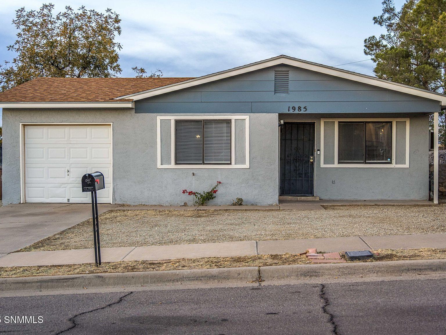 1985 Stanton Ave Las Cruces, NM 88001 - Thumbnail 2