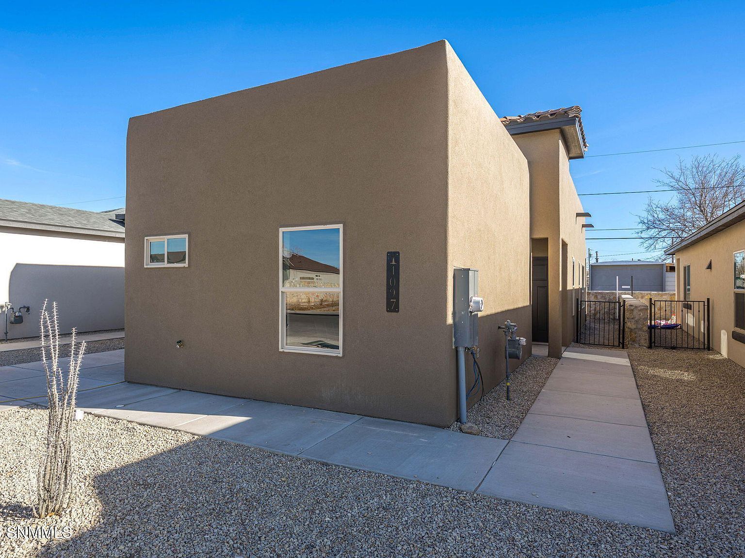 1097 Chitamacha Rd Las Cruces, NM 88007 - Thumbnail 2