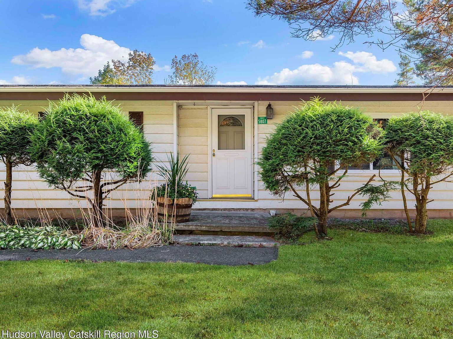 5807 Main St Tannersville, NY 12485 - Thumbnail 2