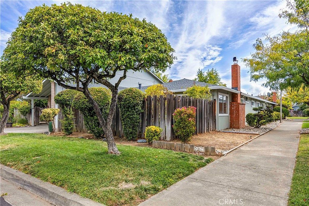 1830 Montana Vis Lakeport, CA 95453 - Thumbnail 2