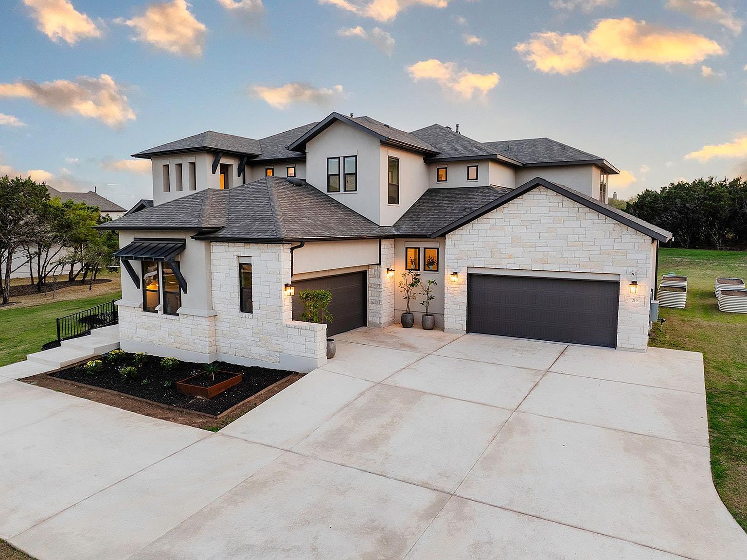 216 Spence Ln Liberty Hill, TX 78642 - Thumbnail 2