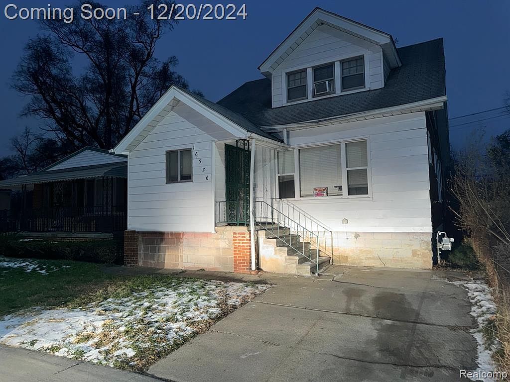 16526 San Juan Dr Detroit, MI 48221 - Thumbnail 2