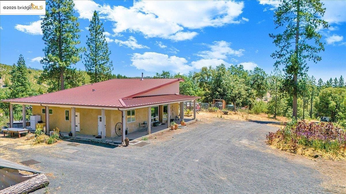 9935 Jackass Creek Rd Groveland, CA 95321 - Thumbnail 2