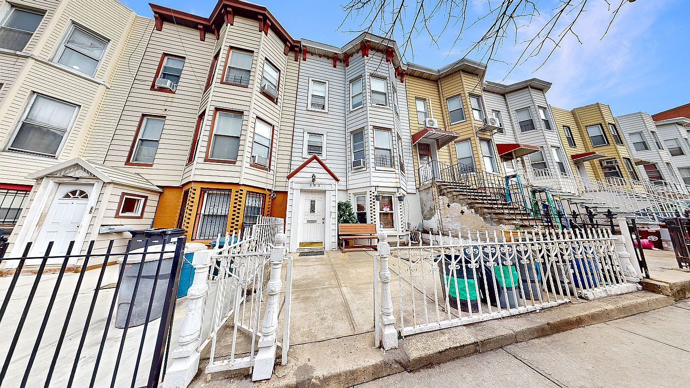 353 61st St Brooklyn, NY 11220 - Thumbnail 2