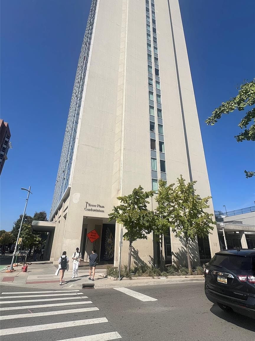 555 E William St APT 10I Ann Arbor, MI 48104 - Thumbnail 2