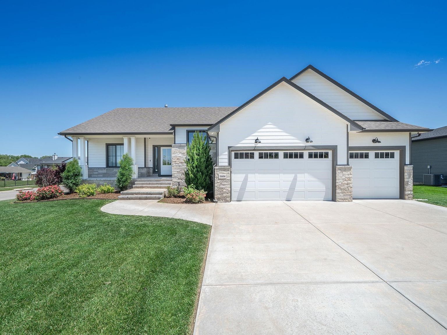 1604 N Shadow Rock Dr Andover, KS 67002 - Thumbnail 2