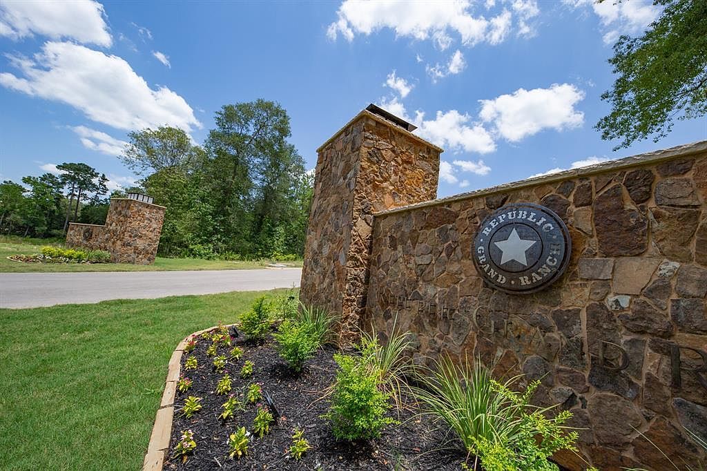 10699 Ruger Rd Willis, TX 77378 - Thumbnail 2