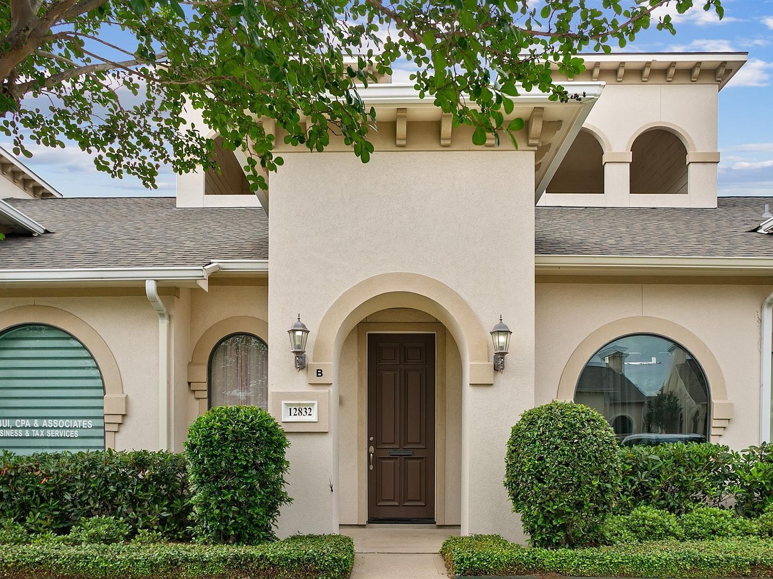 12832 Willow Centre Dr Houston, TX 77066 - Thumbnail 2