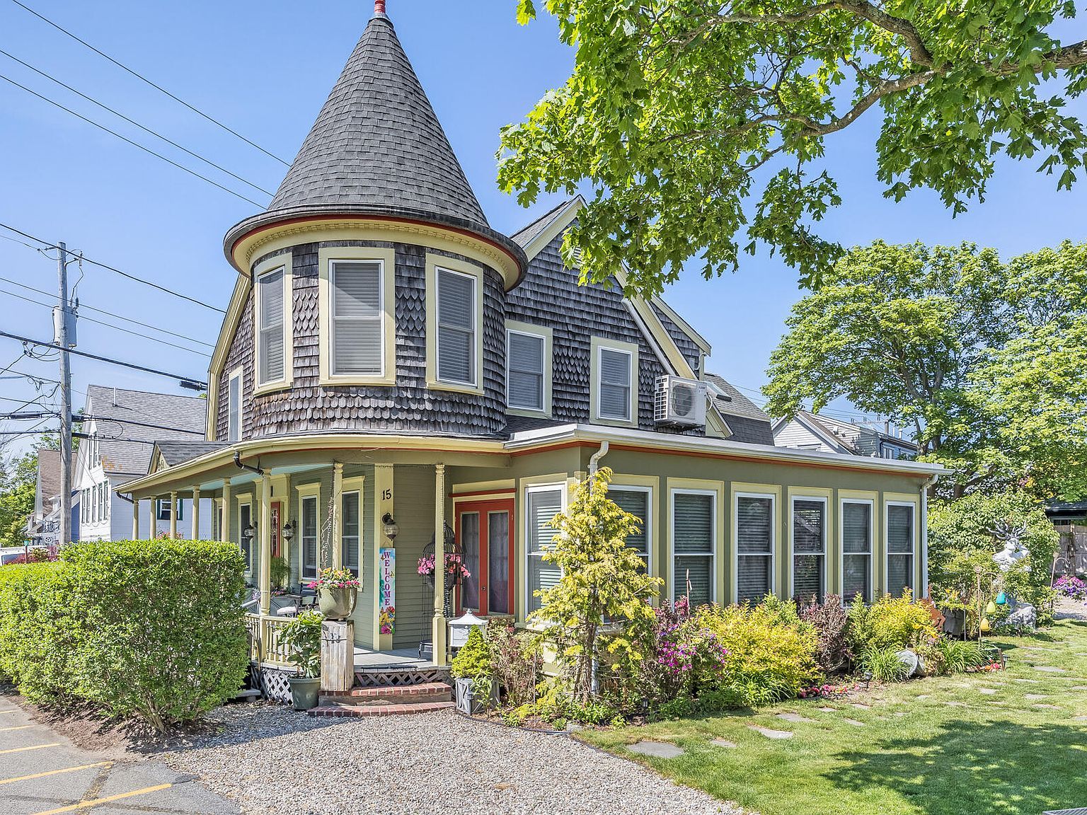 15 Center St Provincetown, MA 02657 - Thumbnail 2