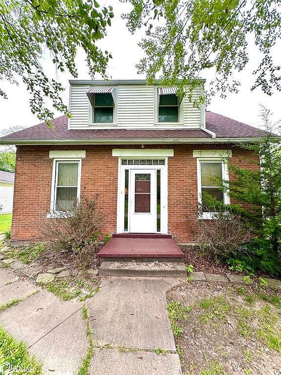 805 Mulberry St Warsaw, IL 62379 - Thumbnail 2