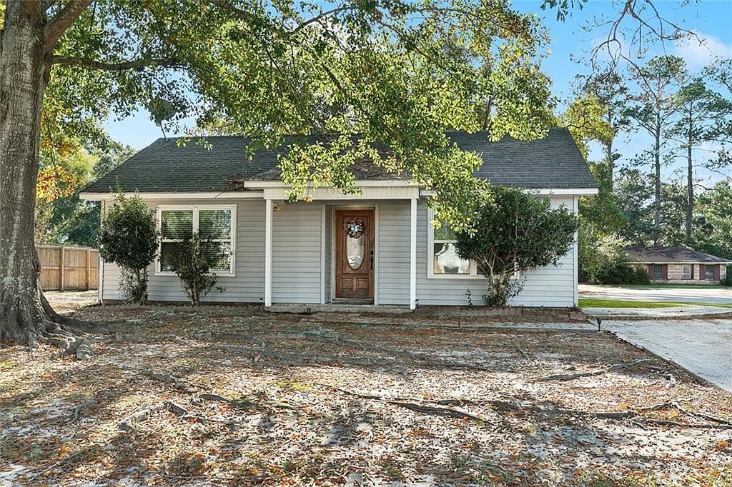 345 Mapleleaf Dr Slidell, LA 70458 - Thumbnail 2