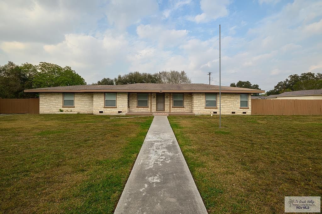 439 E Van Eaton Ave Raymondville, TX 78580 - Thumbnail 2