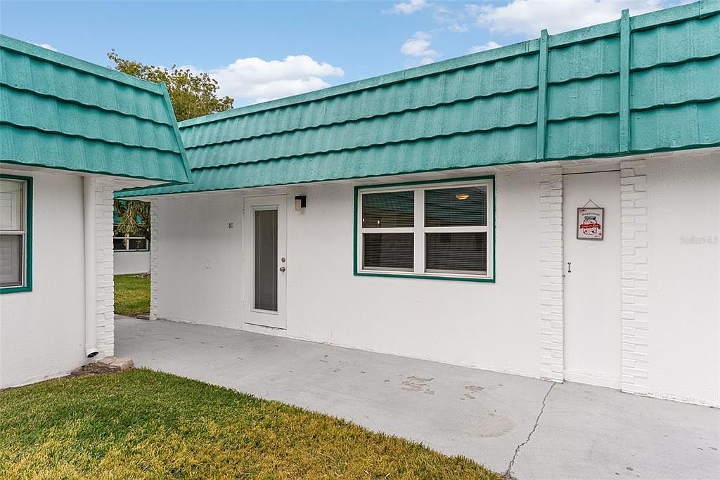 205 Kings Blvd APT 52 Sun City Center, FL 33573  | Condominium