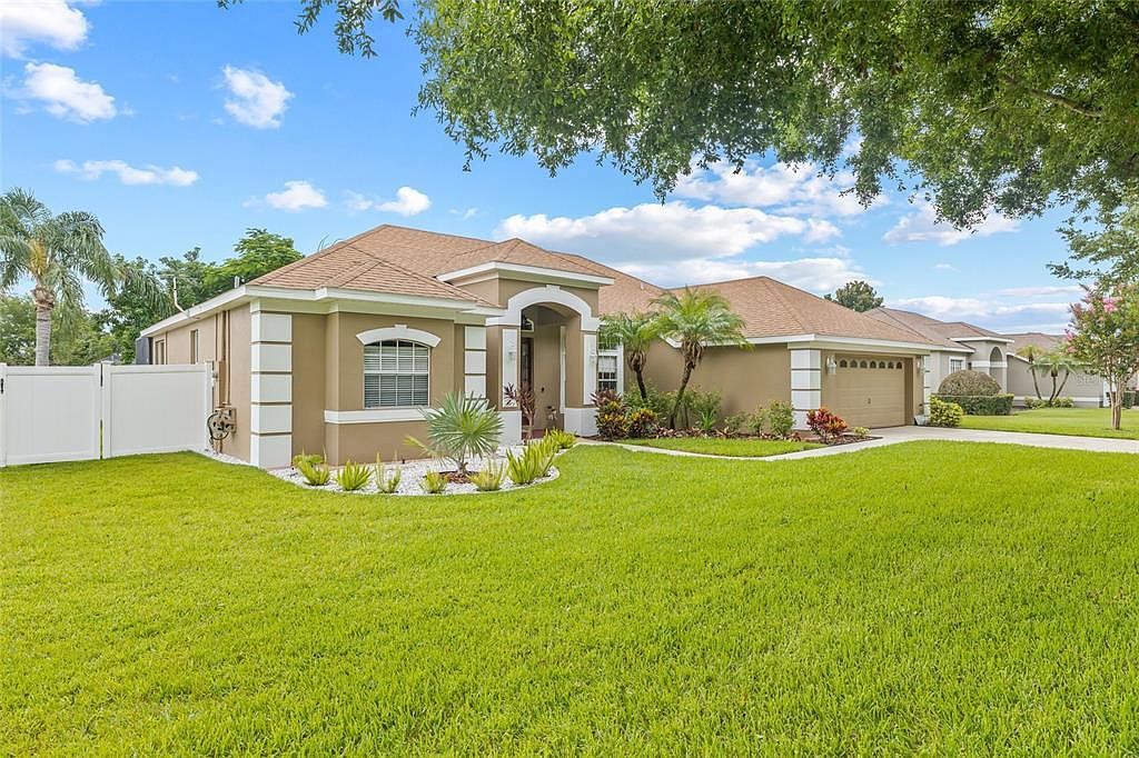 144 Costa Loop Auburndale, FL 33823  | Single Family