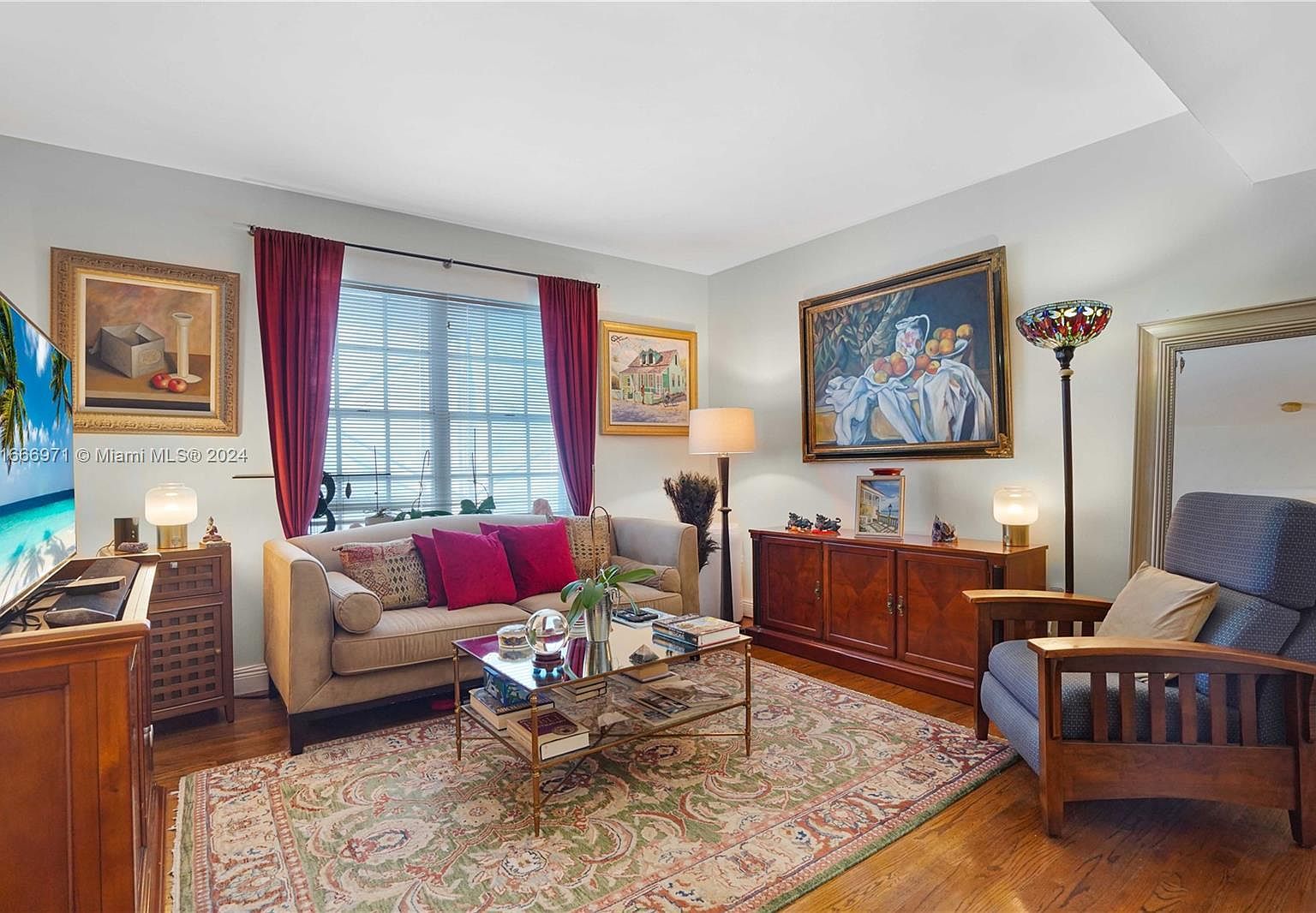 1051 Meridian Ave APT 1K Miami Beach, FL 33139 - Thumbnail 2