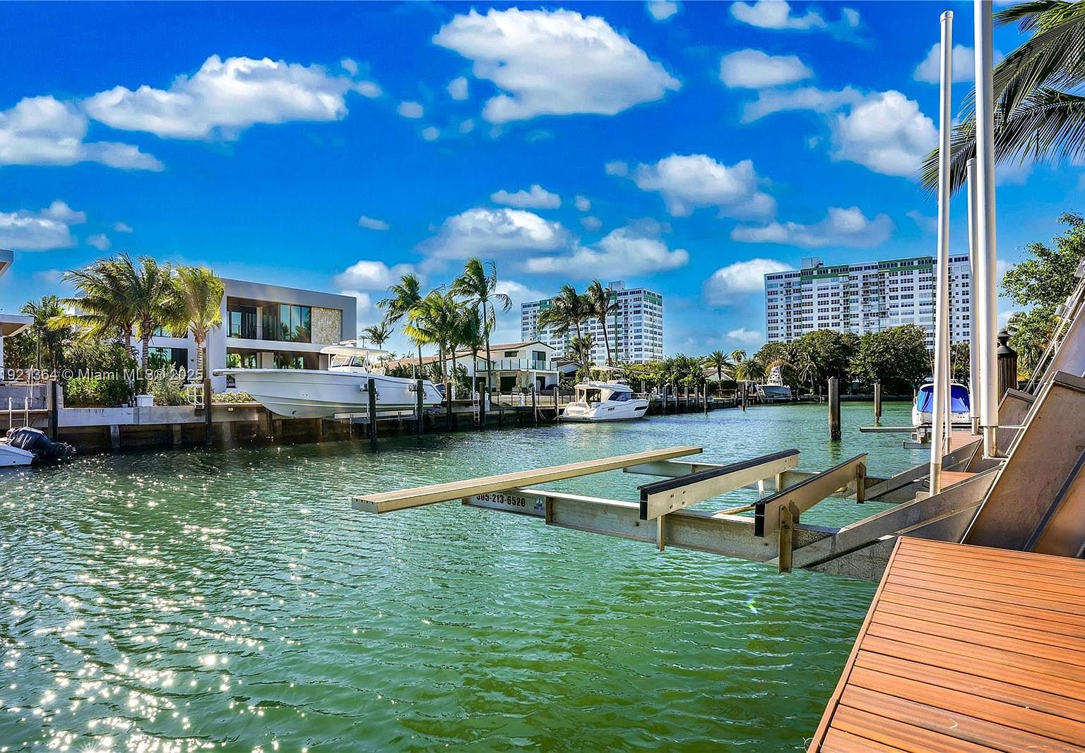 2130 NE 122nd Rd North Miami, FL 33181 - Thumbnail 2