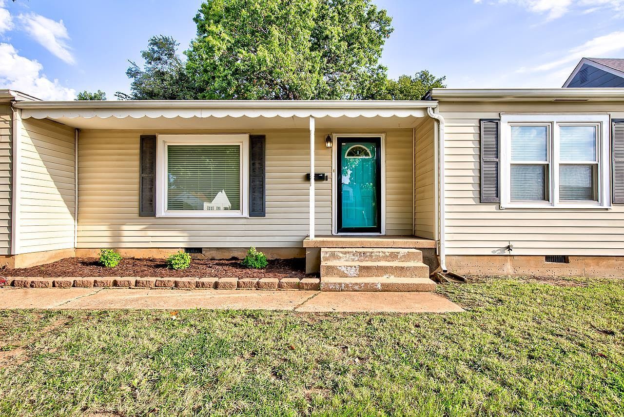 1006 Seneca Ave Enid, OK 73703 - Thumbnail 2