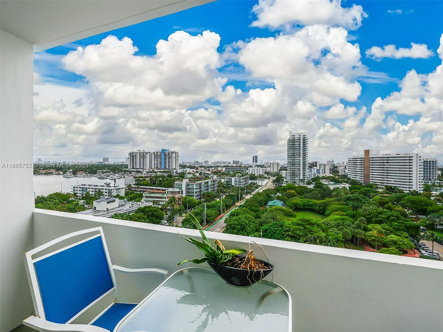 3 Island Ave APT 14A Miami Beach, FL 33139 - Thumbnail 2