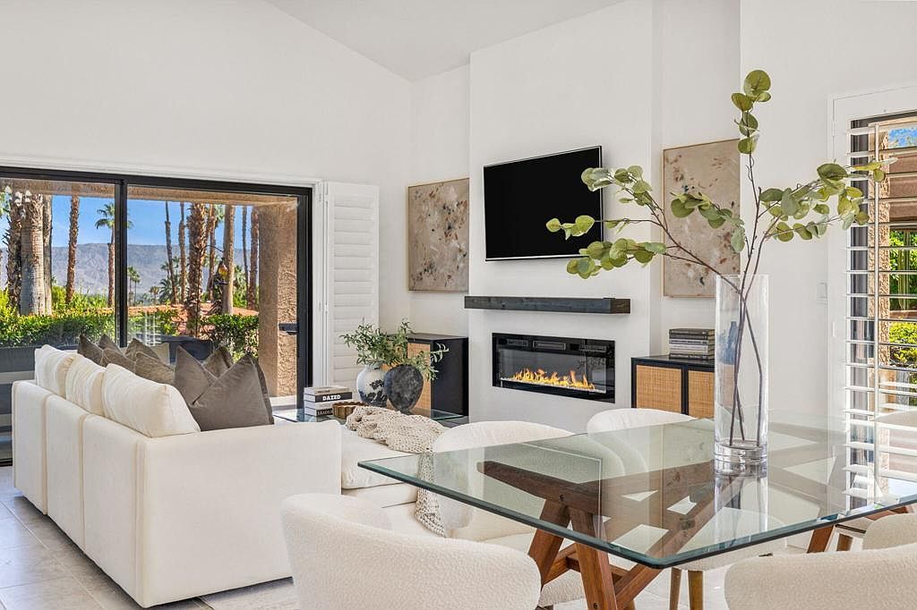 48641 Palo Verde Ct Palm Desert, CA 92260 - Thumbnail 2