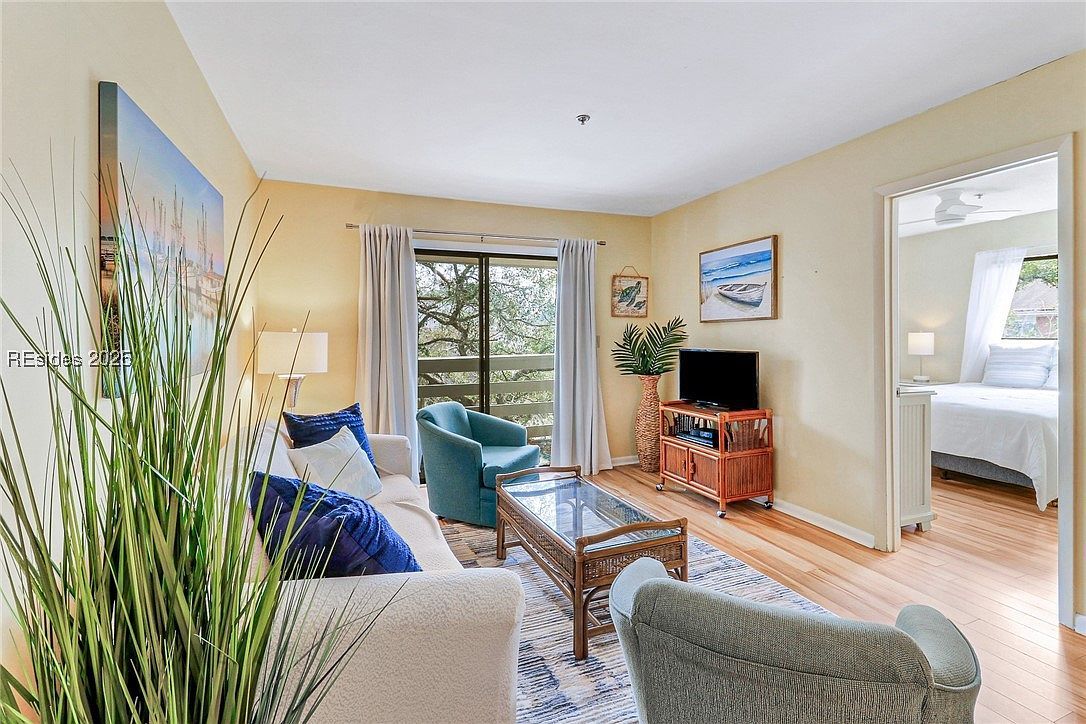 45 Folly Field Rd APT 4I Hilton Head Island, SC 29928 - Thumbnail 2