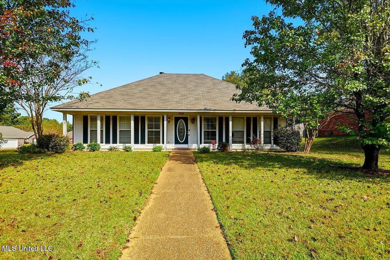 2046 S Cobblestone Cv Brandon, MS 39042 - Thumbnail 2