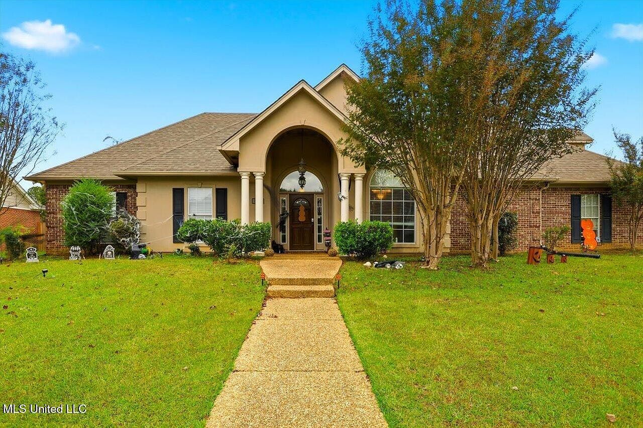 2008 Brookstone Pl Brandon, MS 39042 - Thumbnail 2