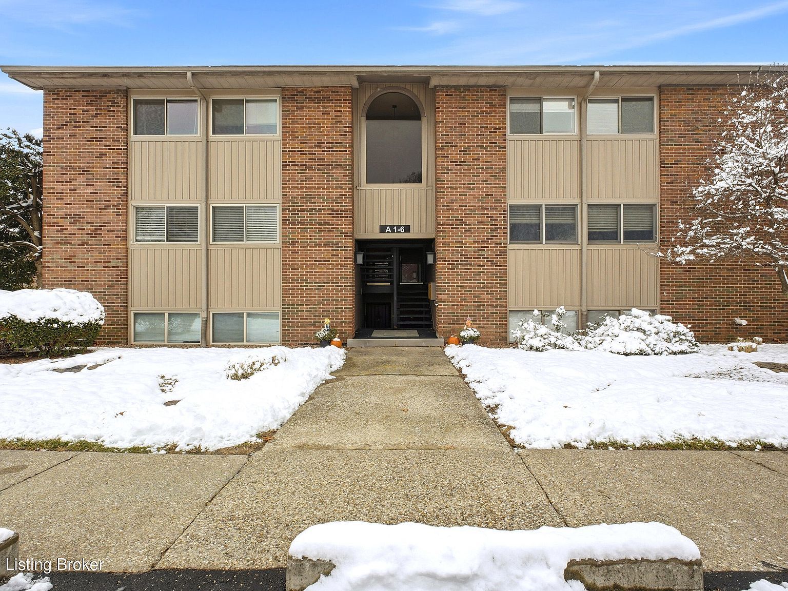 5 Lakeshore Dr Clarksville, IN 47129 - Thumbnail 2