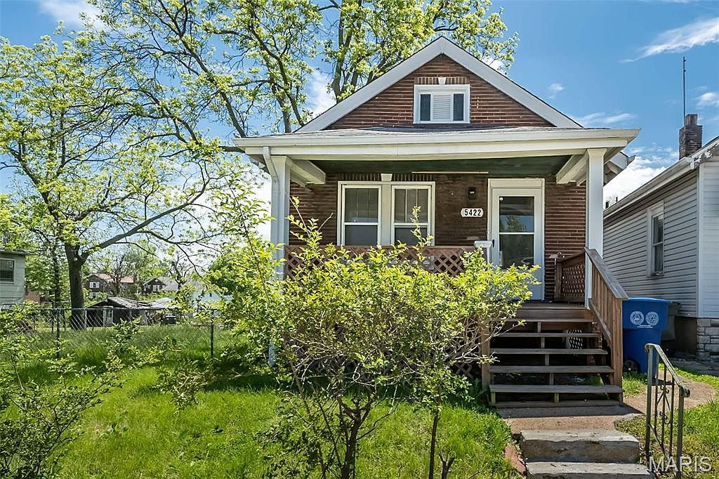 5422 Partridge Ave Saint Louis, MO 63120 - Thumbnail 2